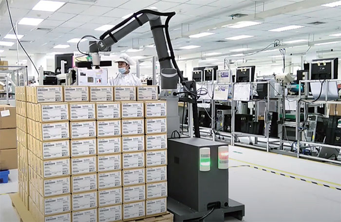 協働ロボット事業
